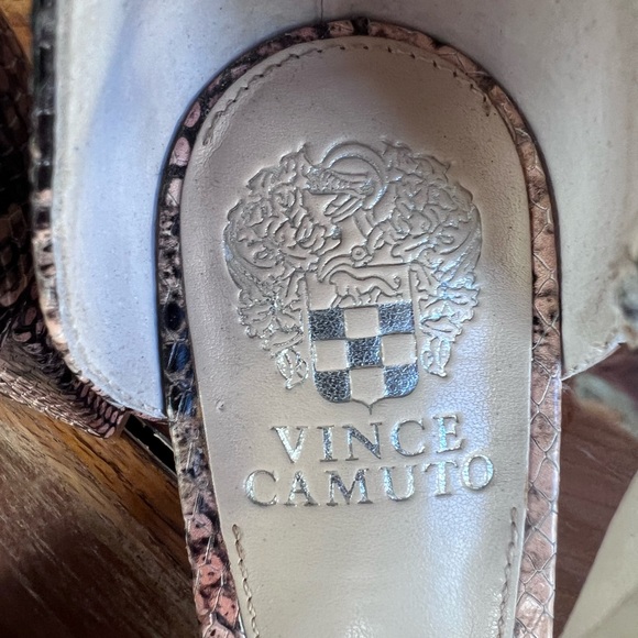 Vince Camuto Winivey Snake Multi-Colored Strap Sandal size 7.5 - Picture 14 of 15